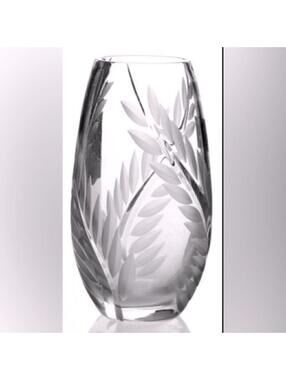Vintage Roma Cut Etched Crystal Bud Vase 5.5"